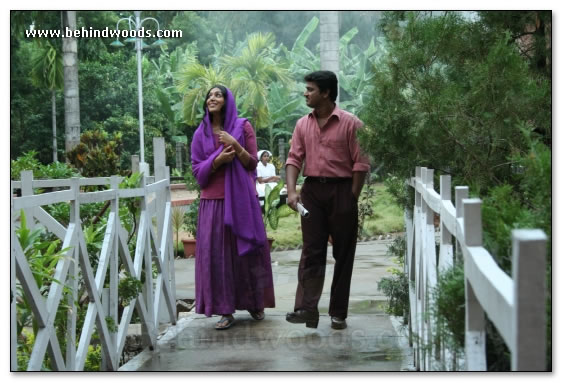 Pokkisham Movie - Images