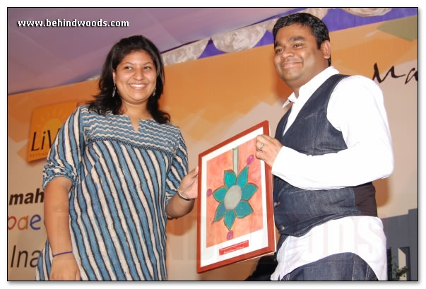 Rahman & Ajith honor late musician - images