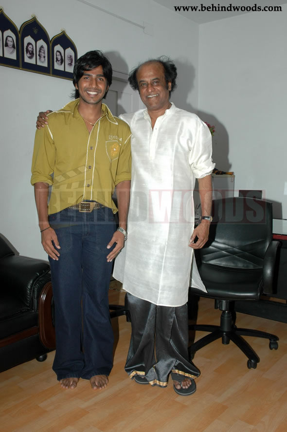 Rajinikanth calls upon VKK hero & director