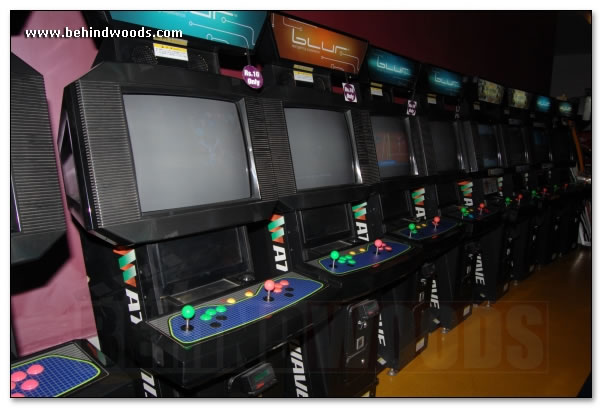 Sathyam launches Arcade games  Images