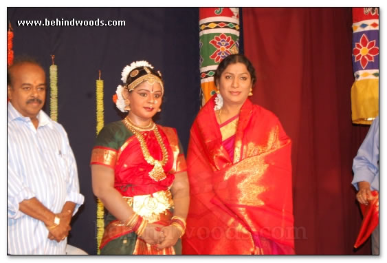 Shalini`s arangetram - Images