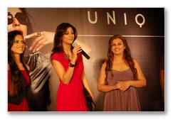 Sona plays Shilpa's host - images