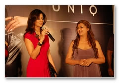 Sona plays Shilpa's host - images