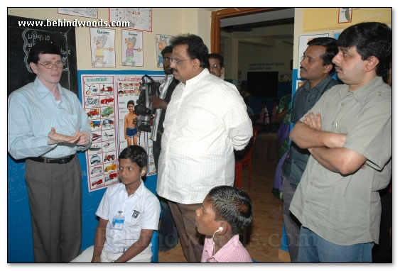 SPB fans for a social cause - images