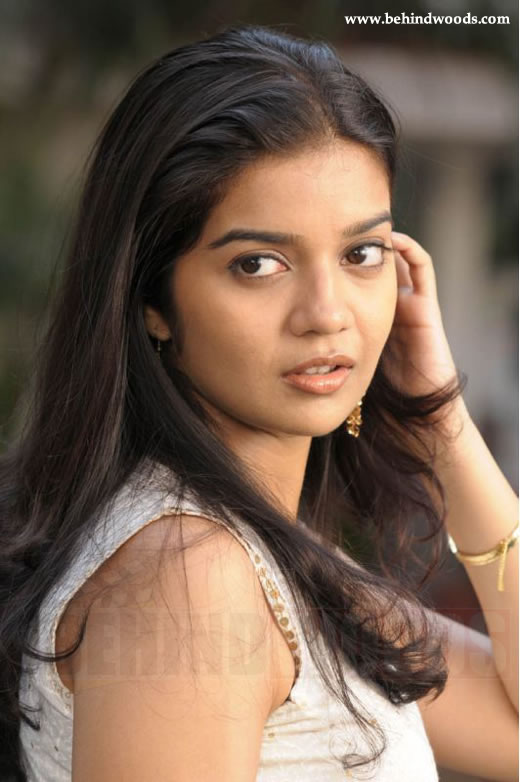 Actress Swathi Images