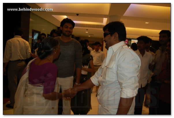 Ajmal hosts Mysskin & Narain - Images