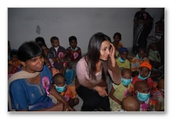 Trisha visits Cancer Institute - Images