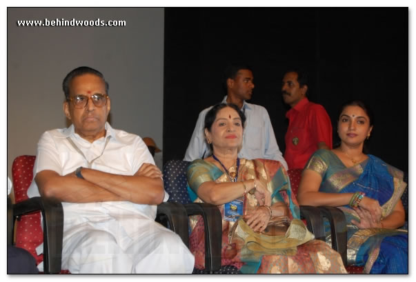 Ulagayutha Tamil Takie Awards - Images