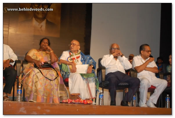 Ulagayutha Tamil Takie Awards - Images