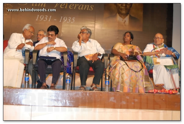 Ulagayutha Tamil Takie Awards - Images