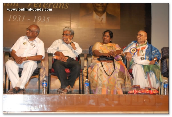 Ulagayutha Tamil Takie Awards - Images