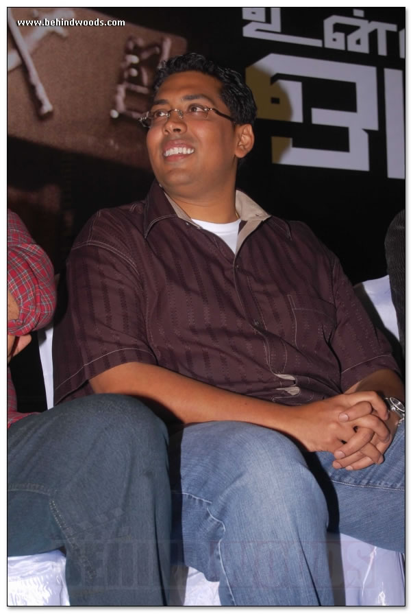 Unnaipol Oruvan - Press meet images