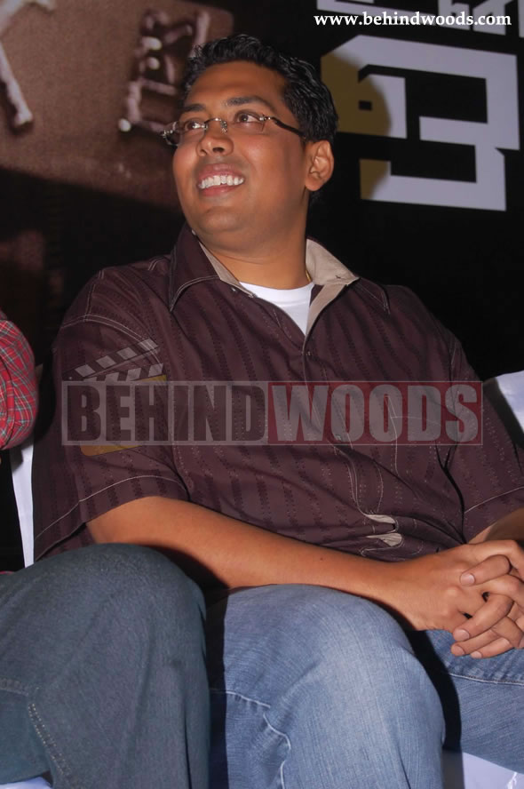 Unnaipol Oruvan - Press meet images