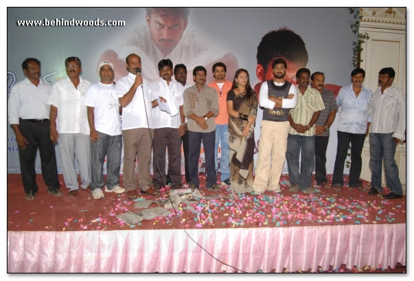 Uyir Nanaikirathe Movie Launch - Images