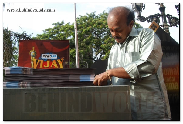 Vijay awards bus flagged off - Images