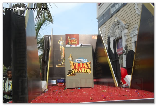 Vijay awards bus flagged off - Images