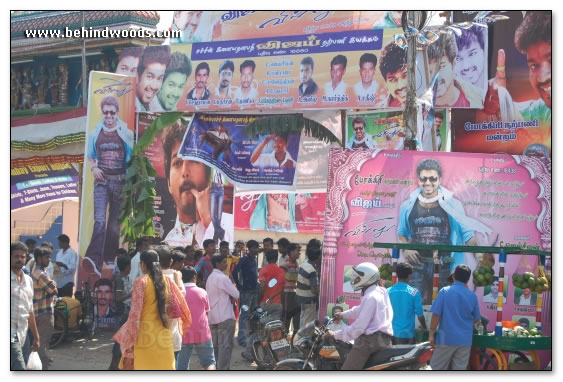 Villu - Fans frenzy - images