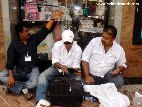 Vinnai Thaandi Varuvaaya Shooting Spot - Images