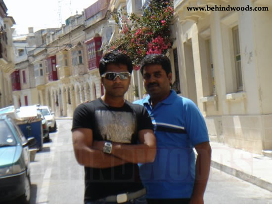 Vinnai Thaandi Varuvaaya Shooting Spot - Images