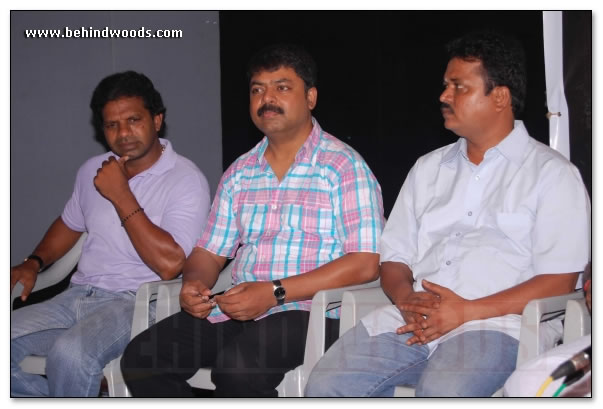 Yaadhumagi Press Meet   Images