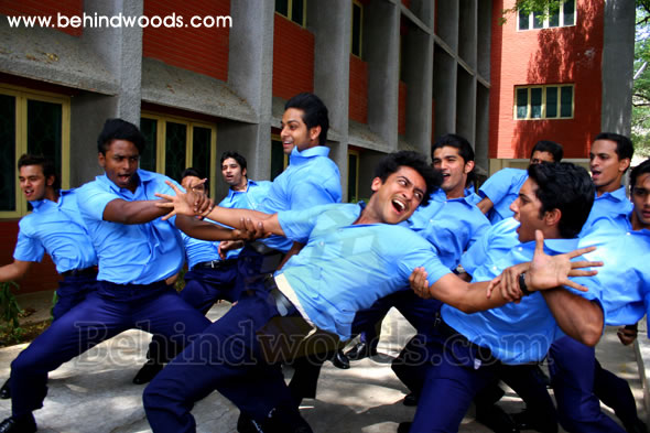 vaaranam aayiram : Images