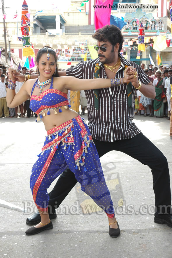 Mahamagam Movie Stills