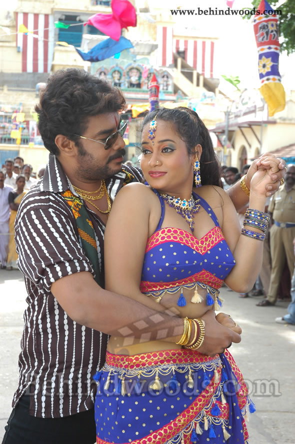 Mahamagam Movie Stills