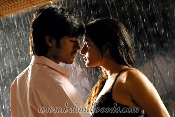 Pollathavan Movie Gallery 