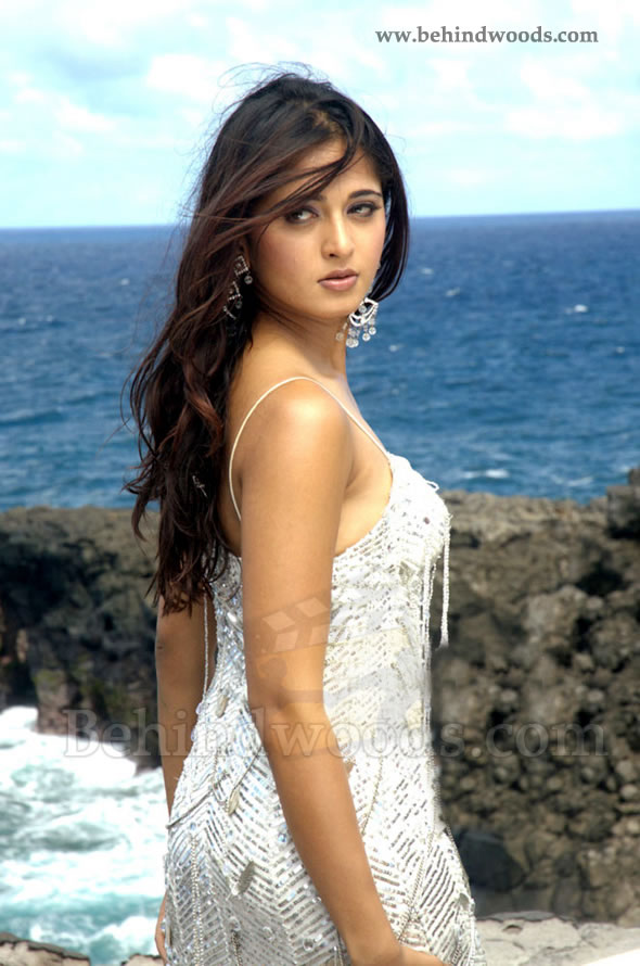 Anushka Images