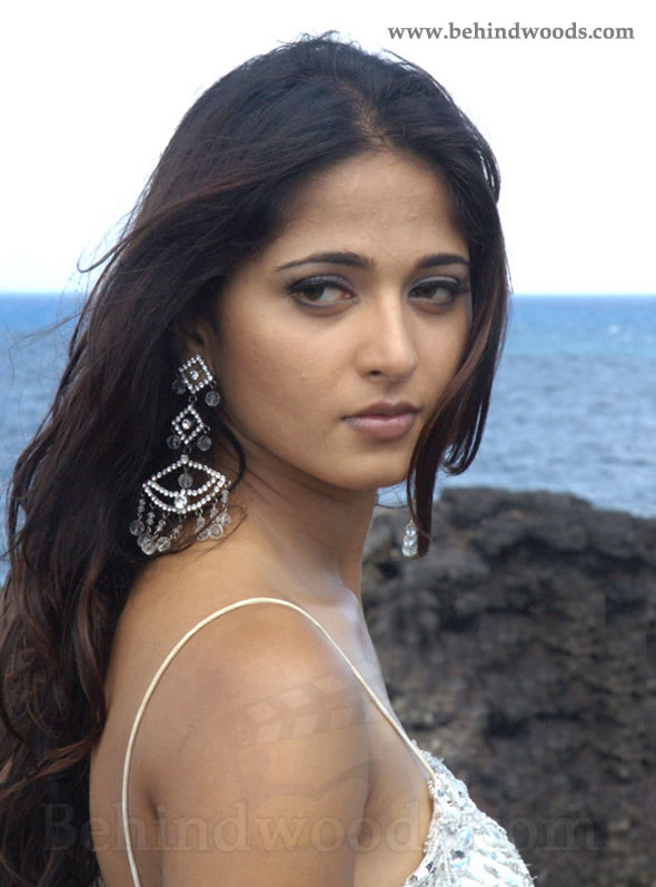 Anushka Images