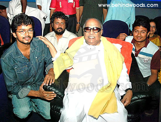 CM watches Kuruvi: Images