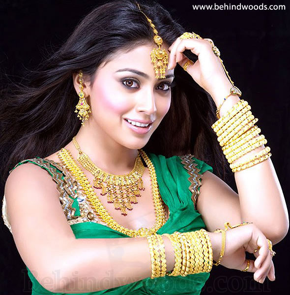 Shriya Saran Actress Gallery