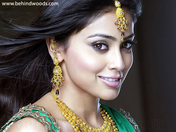 Shriya Saran Actress Gallery