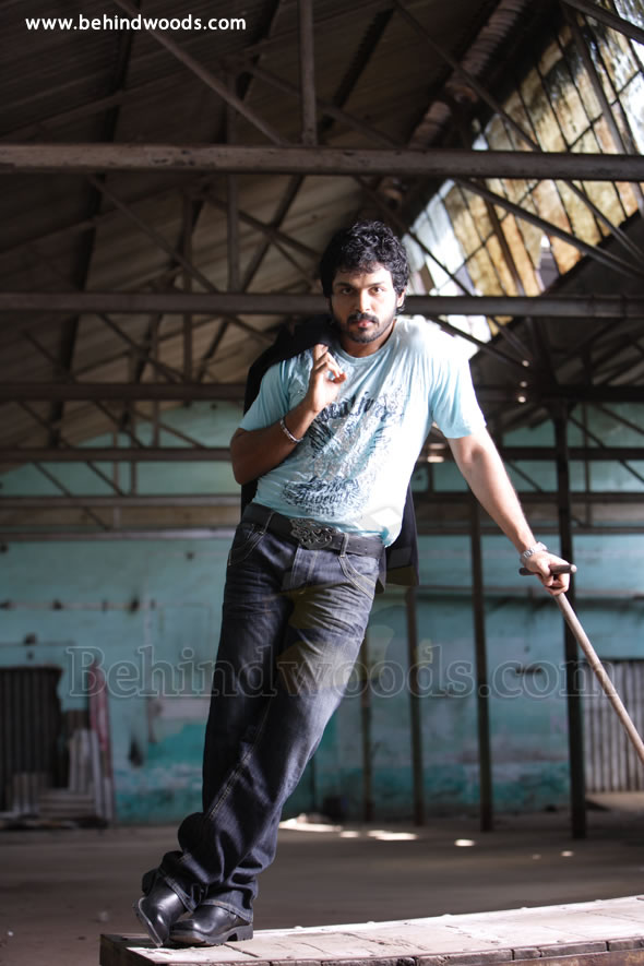 Aayirathil Oruvan : Images