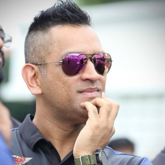 MS Dhoni different hairstyles 