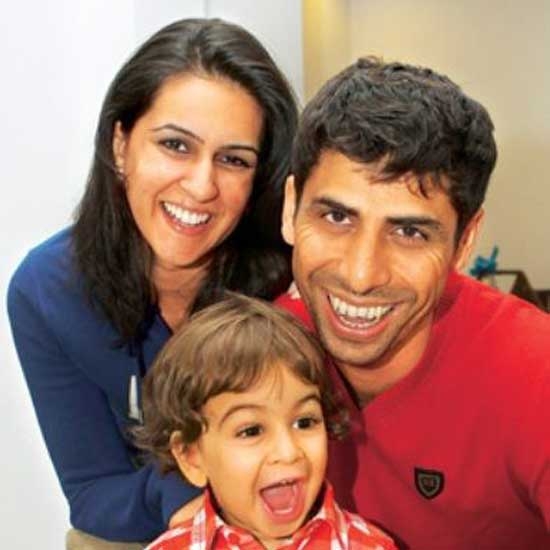 Nehra with family