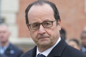 Hollande urges countrymen to reject Le Pen in run-off vote