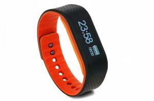 Lenovo launches Smart Band at Rs 1,999