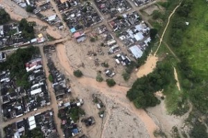 More than 100 die in Colombia landslides