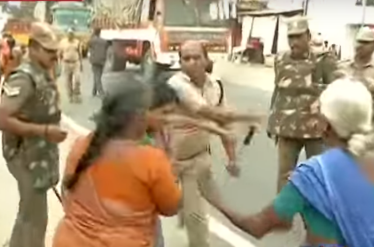 Police lathi charge on the TASMAC protesters in Tirupur