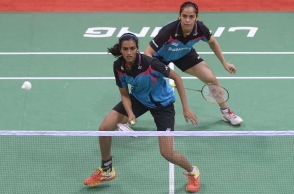 Sindhu to face Saina in India Open quarters