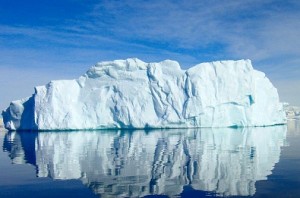 UAE firm plans to drag Antarctic icebergs for drinking water