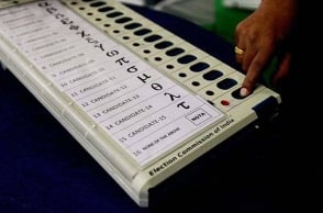 U'khand HC issues notice to EC on tampering of EVMs