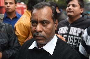 Will sleep peacefully: Nirbhaya's father after SC verdict