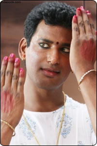 http://behindwoods.com/tamil-movie-articles/movies-08/images/vishal-22-06-11.jpg