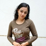 nithya-menen-gets-pilots-into-trouble-photos-pictures-stills