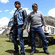 the-all-important-story-line-of-ajiths-arrambam-photos-pictures-stills
