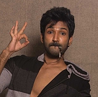 Aadhi to act in a telugu blockbuster remake