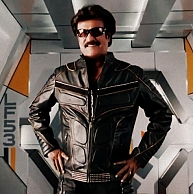 Irresistible response for Lingaa teaser from the industry !