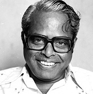 Iyakkunar Sigaram K Balachander passes away